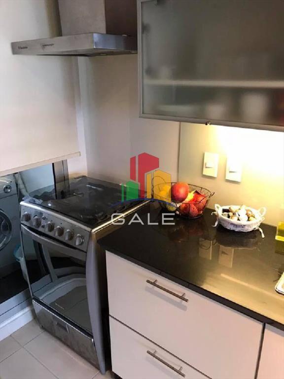 Vende apartamento de 2 dormitorios en Punta del Este con vi