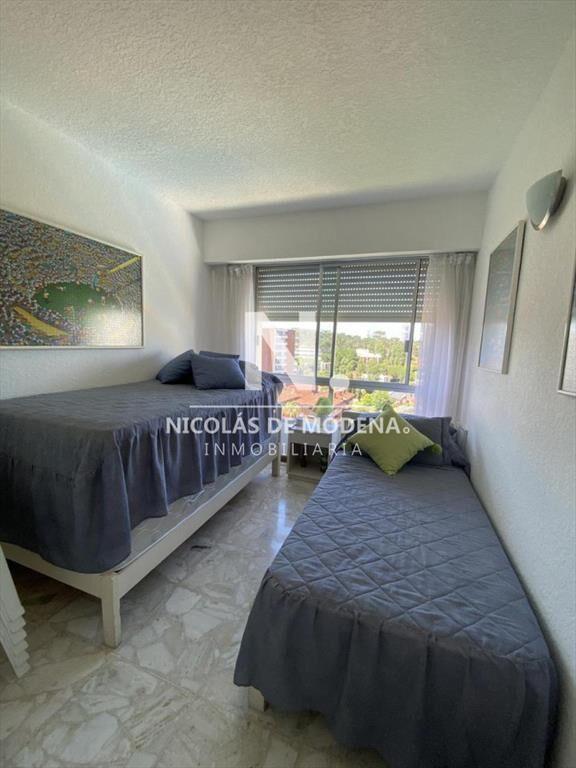 EXCELENTE APARTAMENTO EN PLAYA MANSA