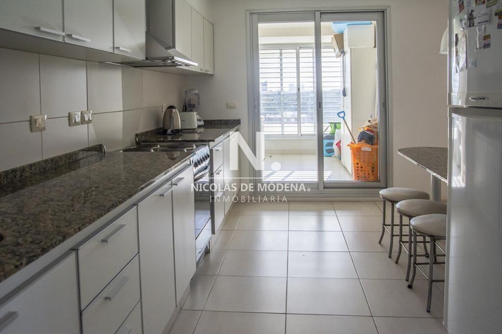 departamento en venta de 3 dormitorios en playa