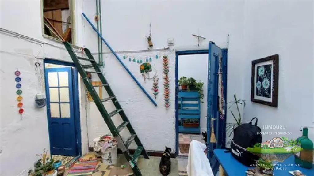 Se vende apartamento con renta, 2 dormitorios, Goes.