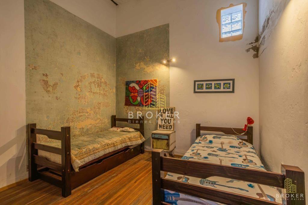 Venta Casa en Centro Montevideo, 4 dormitorios y