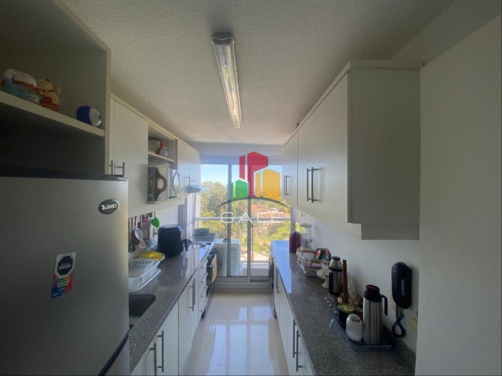 Hermoso Apartamento sobre Roosevelt de 3 y