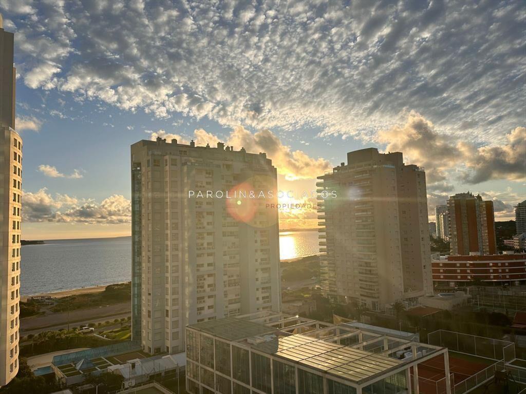 Apartamento en venta de 2 dormitorios en Torre