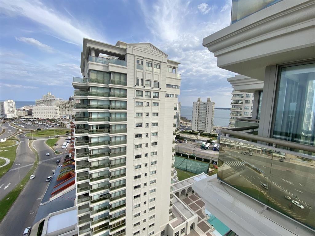 ALQUILER APARTAMENTO 3 DORMITORIOS PENINSULA PUNTA DEL ESTE