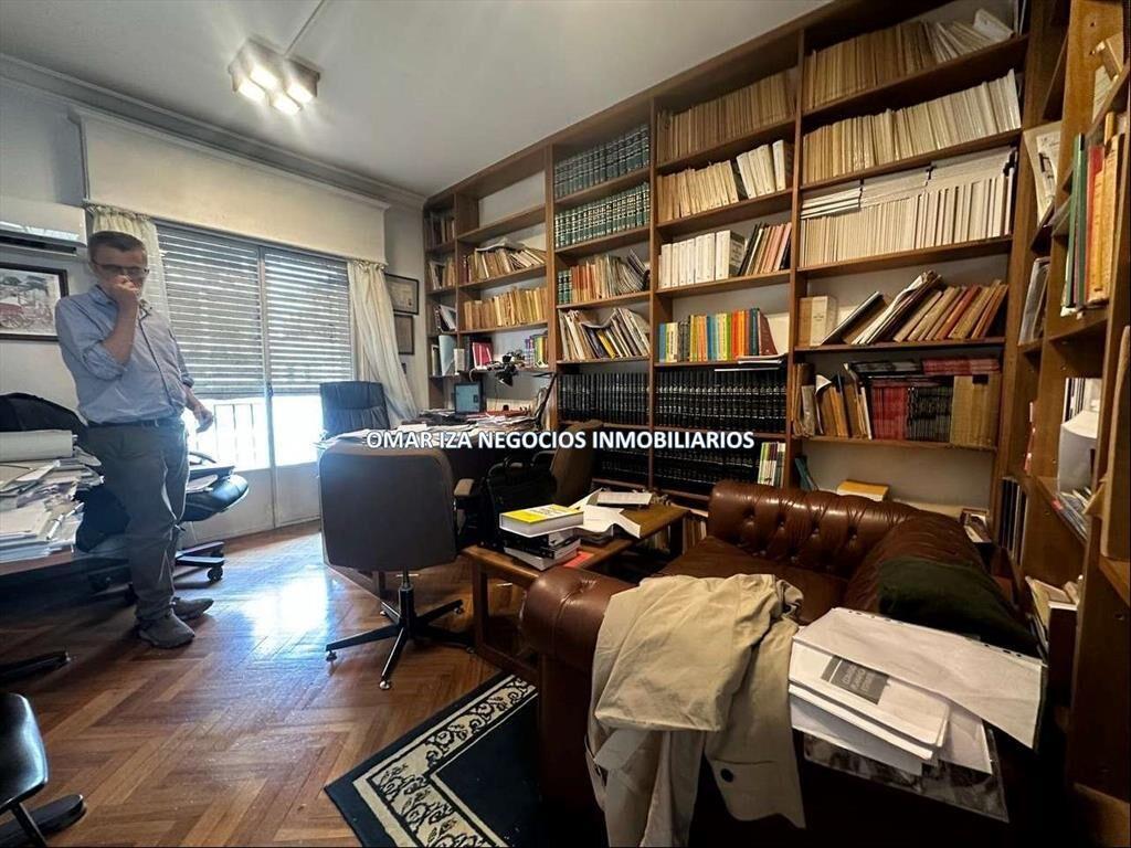 VENTA APARTAMENTO EN EL CENTRO. 4 DORMITRIOS, 1 ESCRITORIO,