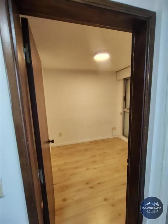 Apartamento en alquiler c/ cochera en Parque Rodó