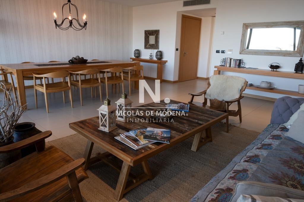 Apartamento en alquiler, 3 dormitorios, Playa Brava, Punta