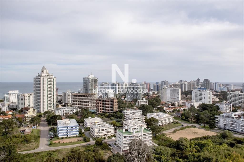 Se vende apartamento en ocean drive II de 3 Punta