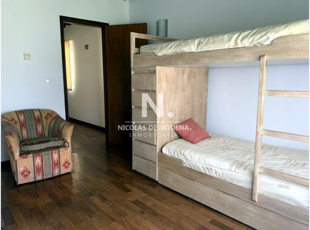 Gran casa en venta en Barrio Privado La Arbolada