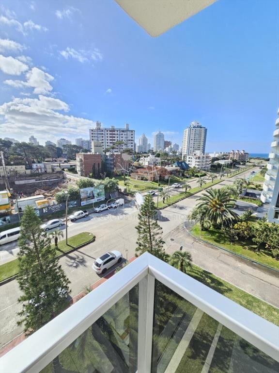 Apartamento en Punta del Este, Brava