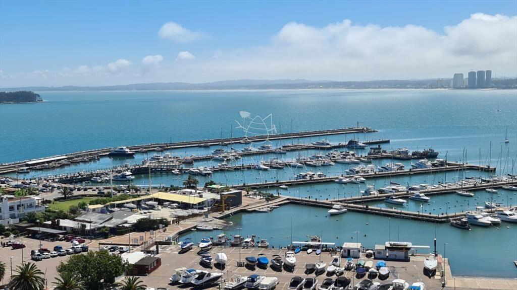 apartamento vista al puerto