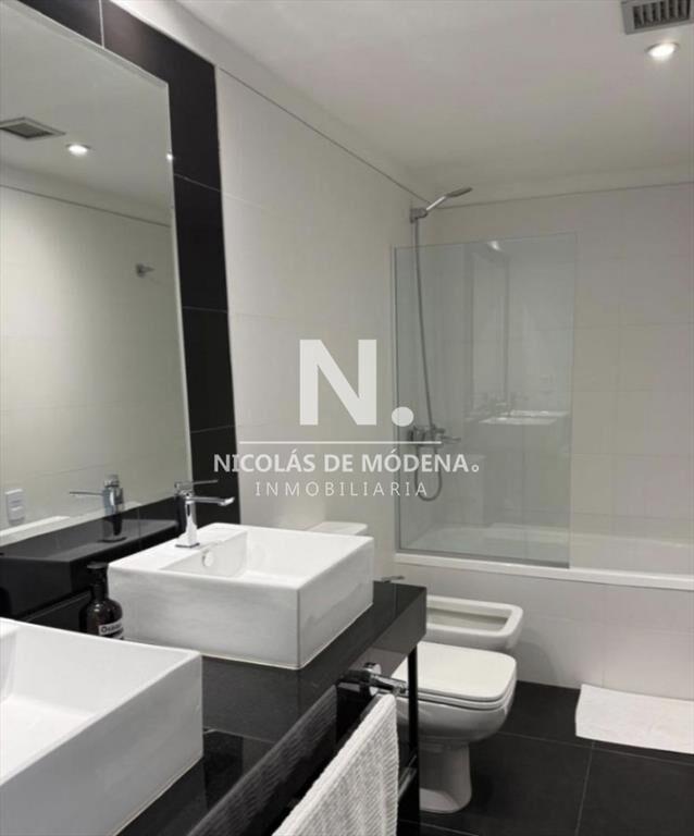 En venta apartamento de 3 dormitorios en suite al