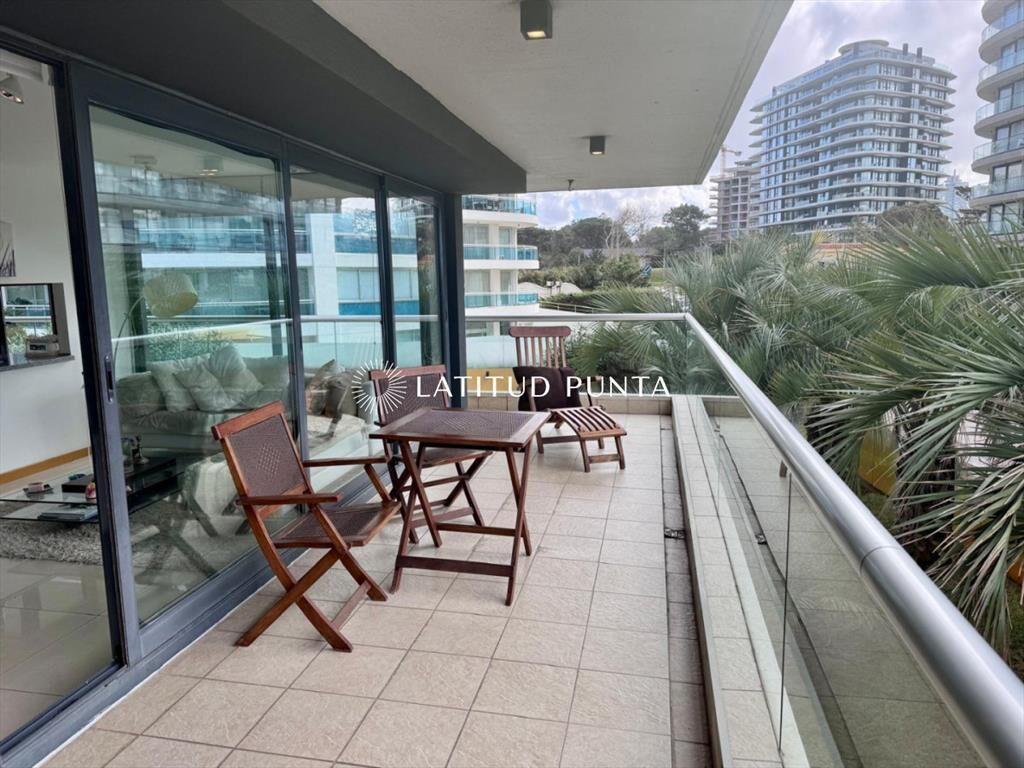 Apartamento 2 dormitorios. Brava