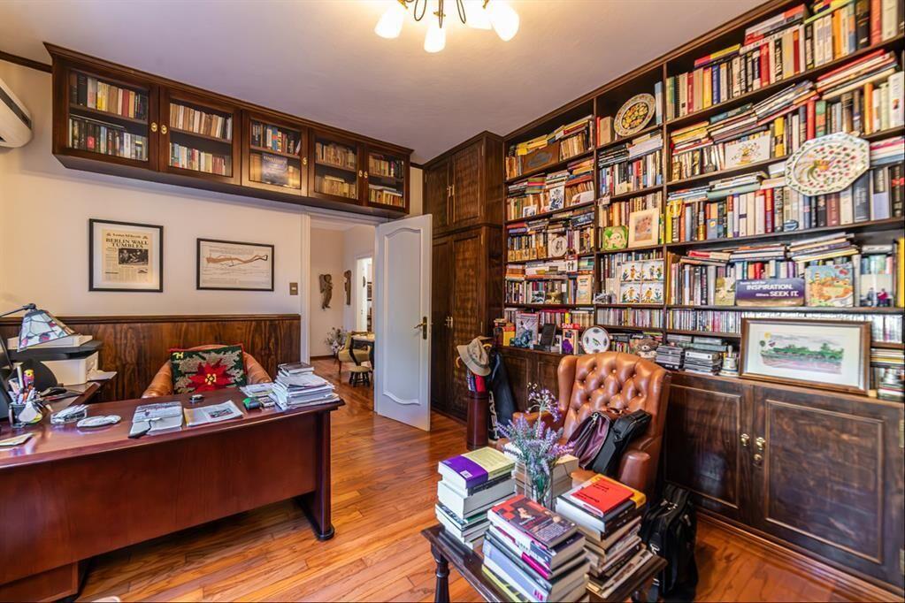 Residencia en Prado,en excelente estado, 4 dormitorios