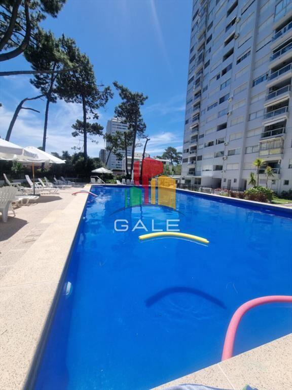 Apartamento de 2 Dormitorios en Roosevelt, Punta