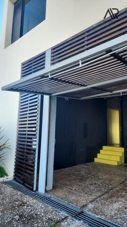 Casa en venta c/ cochera en La Barra