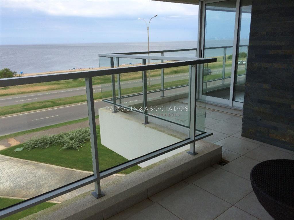 Hermoso apartamento en venta de 4 dormitorios en Ville de M