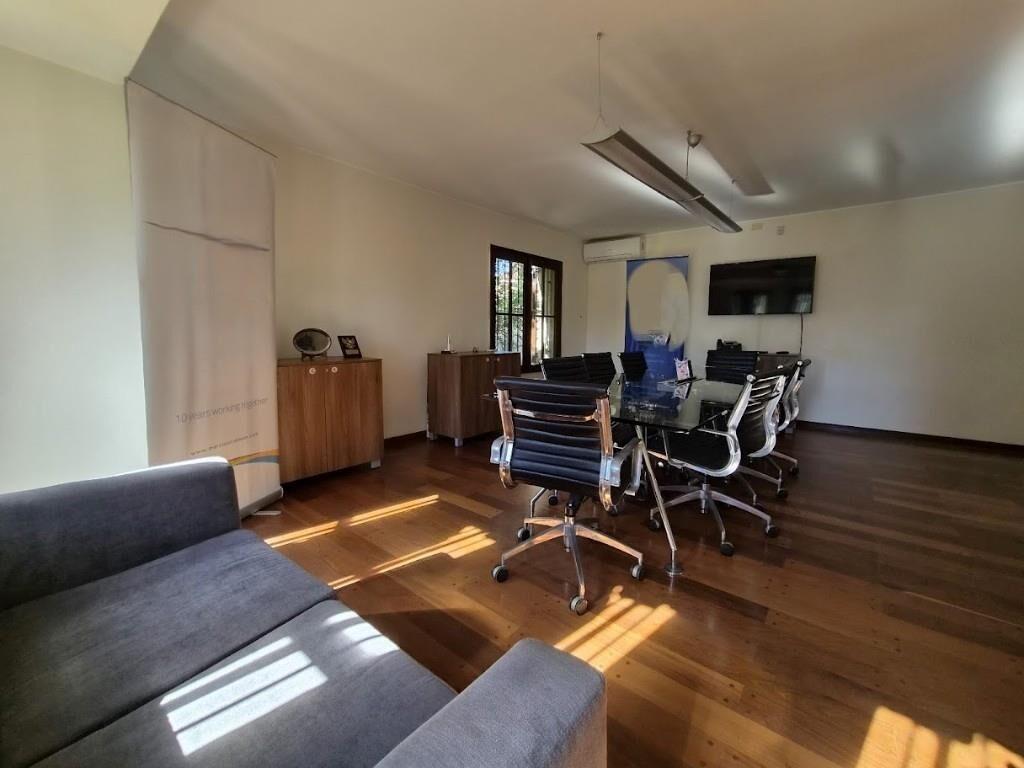 Casa, Padrón Único, Terreno 816, Construidos 560. 2 Plantas