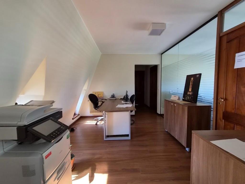 Casa, Padrón Único, Terreno 816, Construidos 560. 2 Plantas