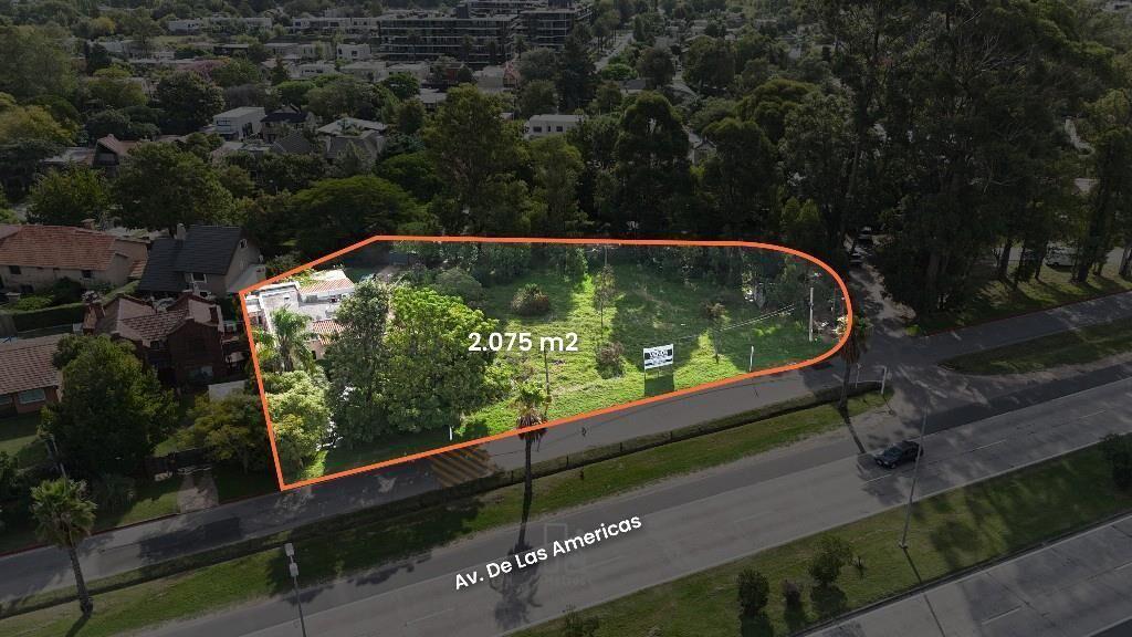 Venta Terreno para Edificio en Av. de las Americas - 2.076m2