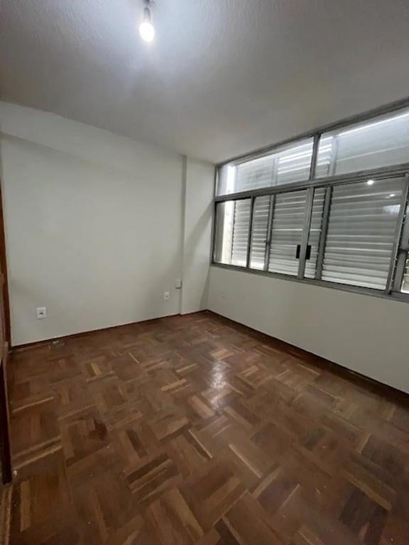 Torre Uruguay. Piso alto. Reciclada!