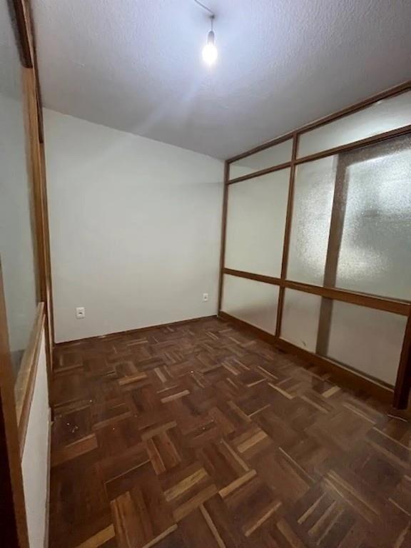 Torre Uruguay. Piso alto. Reciclada!