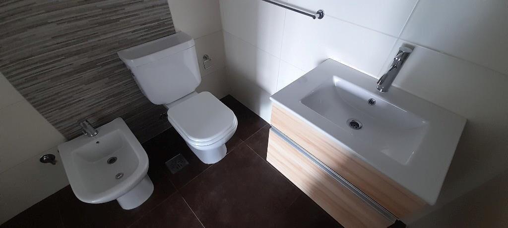 Alquila Apartamento Torre Centra Al Frente Cordon Sur 1 dorm