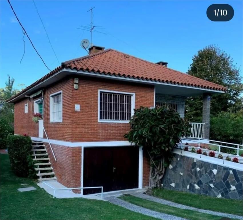 SUSENA INVERSIONES ALQUILA CASA EN CARRASCO NORTE