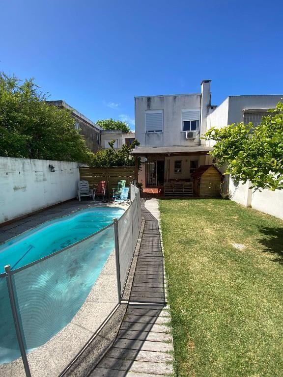 VENTA CASA EN PRADO CON PISCINA