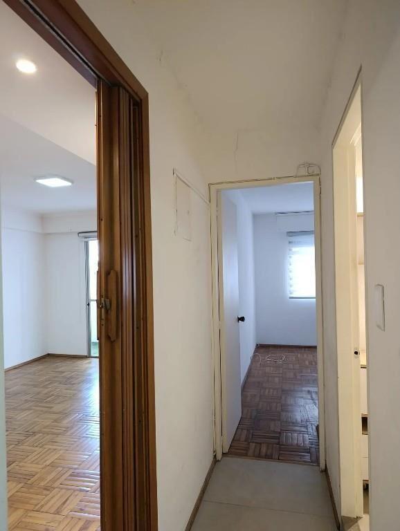Se alquila Apto zona Cordon, 1 Dormitorio, calle Guayabos