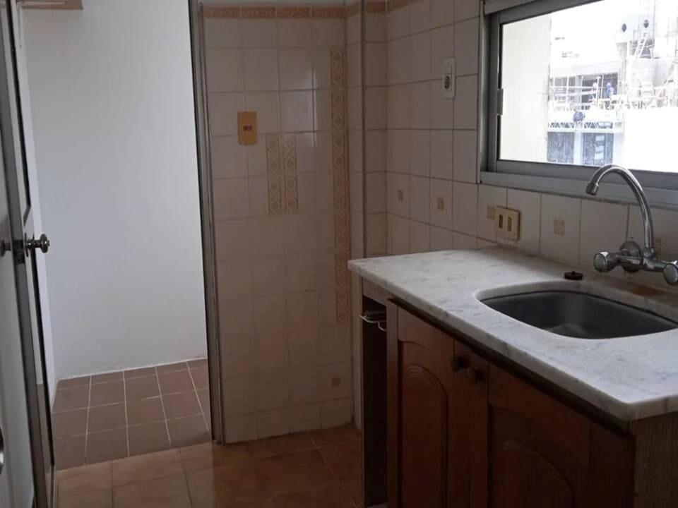 Alquiler Monoambiente Pocitos Plac.Ellauri cocina y terraza