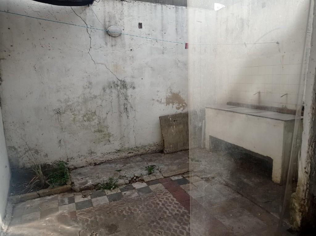 LOCAL COMERCIAL CON VIVIENDA