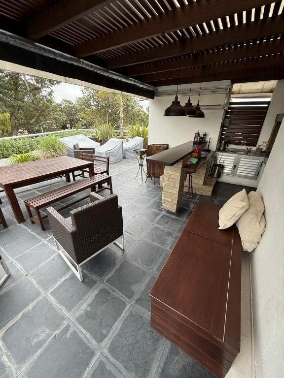 Venta gran apartamento 3 dormitorios pleno Punta Gorda