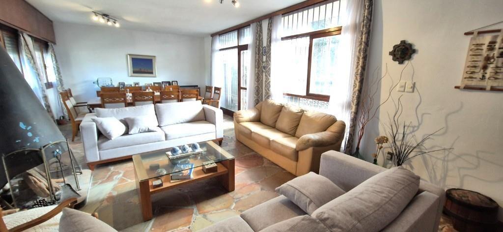 VENTA CASA 4 DORMITORIOS EN LA BLANQUEADA