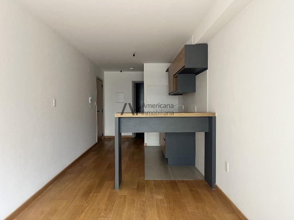 | Monoambiente C/ Tza. | A Estrenar | Pta. Carretas.-