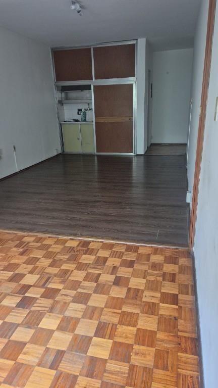 GRUPO DEL SUR: Hermosa oficina en el corazón de Montevideo!!