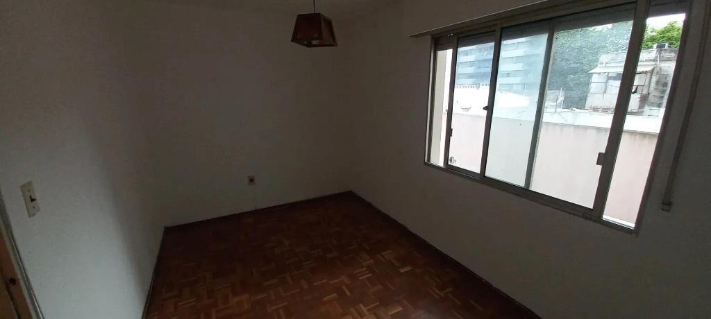 Se alquila amplio apto 3 dormí 2 baños, Cordon, Colonia