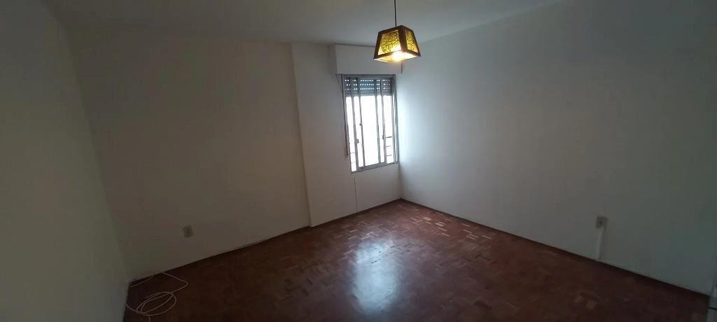 Se alquila amplio apto 3 dormí 2 baños, Cordon, Colonia