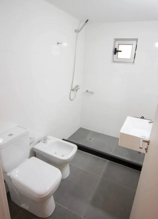 IMPERDIBLE APARTAMENTO 2 DORM + GGE EN CORDÓN!