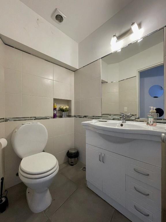 Oficina en venta, 109 metros, Centro, 1er piso por escalera