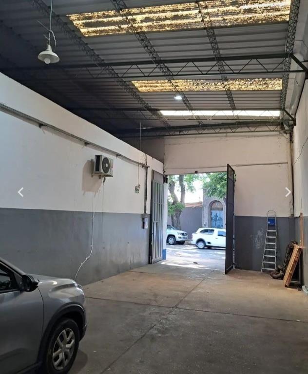 SUSENA INVERSIONES ALQUILA GRAN LOCAL EXCELENTE PUNTODEVENTA