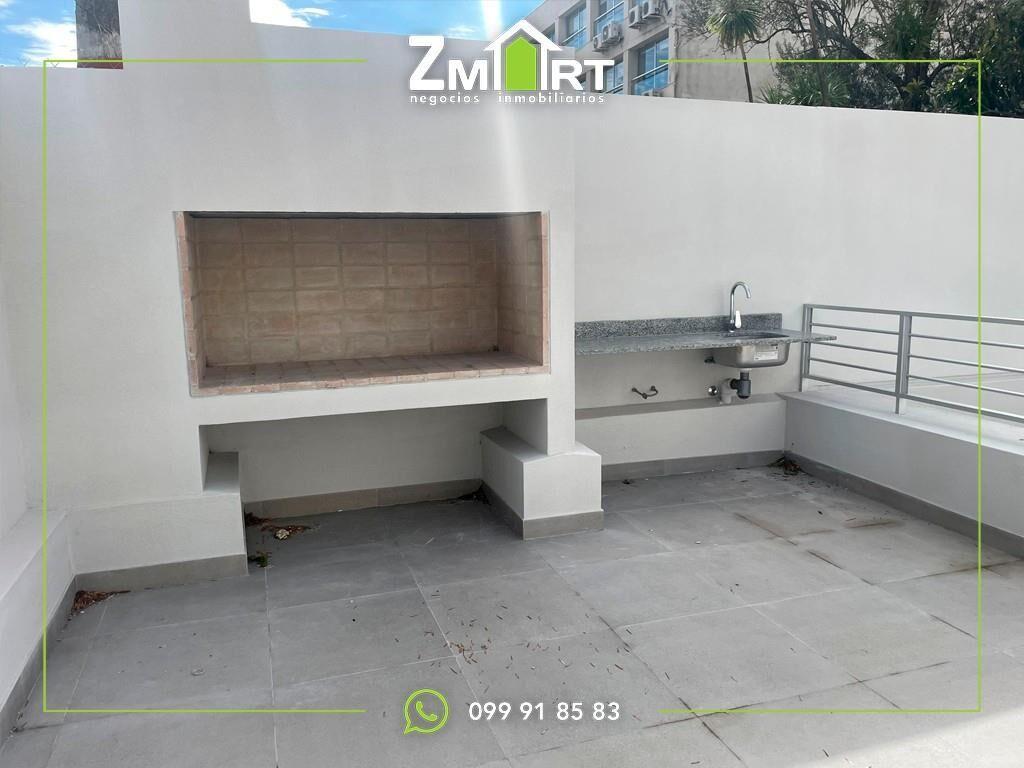 Estrene Monoambiente Con Cochera y Patio Con Parrillero