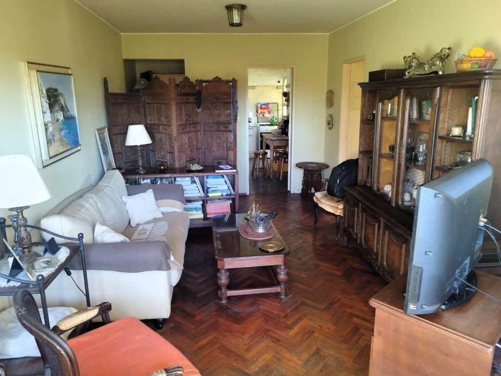Venta apartamento 2 dormitorios en Punta Gorda, muy luminoso