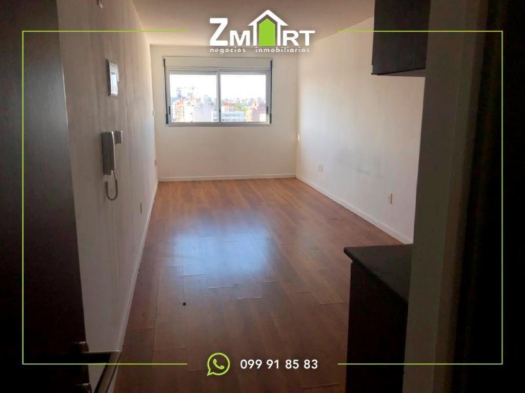 Luminoso Monoambiente En Piso 9 - Pocitos