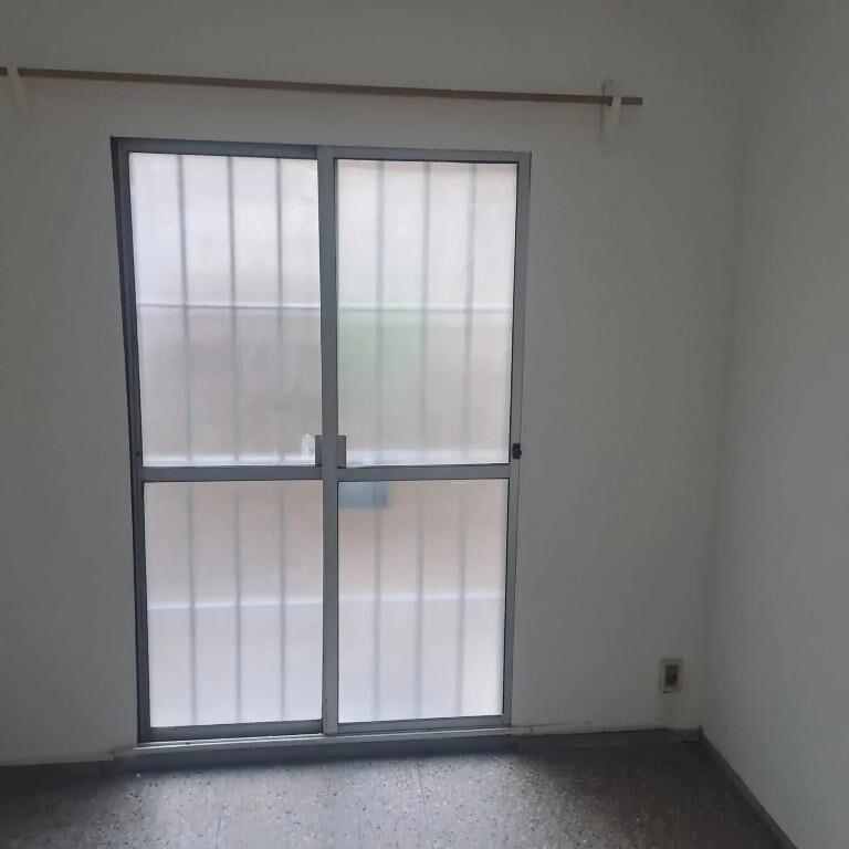 Se Alquila Cómodo Apto. De Dos Dormitorios, Centro Norte