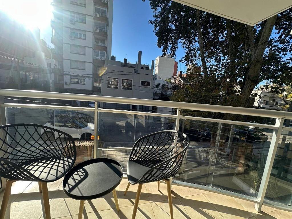 Apartamento con patio de 3 dormitorios en pocitos Nuevo