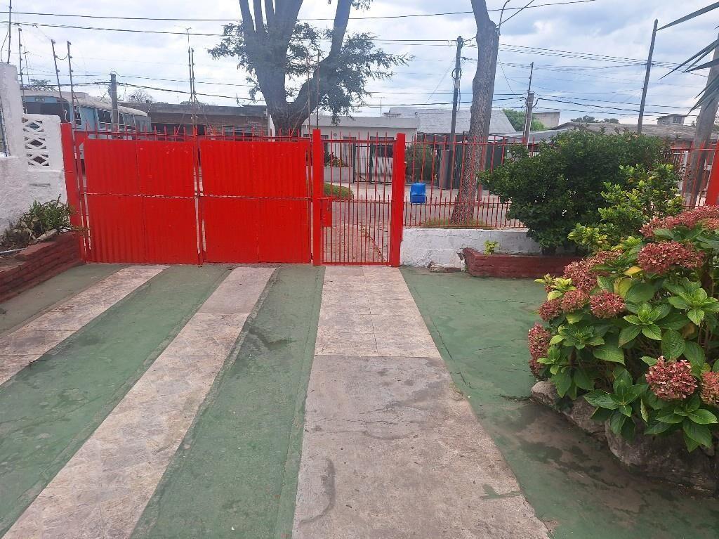 Vta , 3 dor y gge jardín y fdo apta prestamo