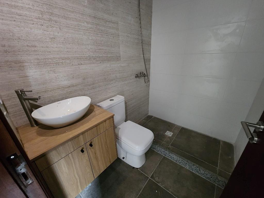 CASA A ESTRENAR!! AMPLIO TERRENO!!