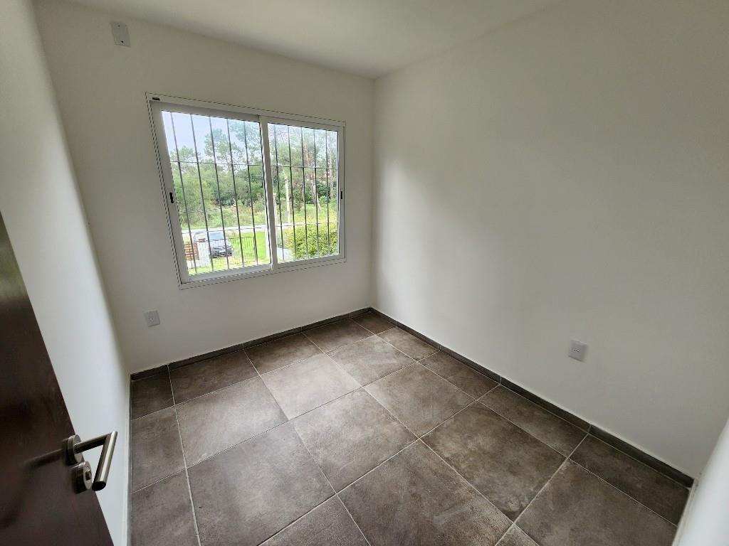 CASA A ESTRENAR!! AMPLIO TERRENO!!