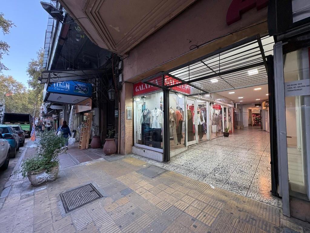 IMPERDIBLE OPORTUNIDAD! LOCAL COMERCIAL EN PLENO CENTRO
